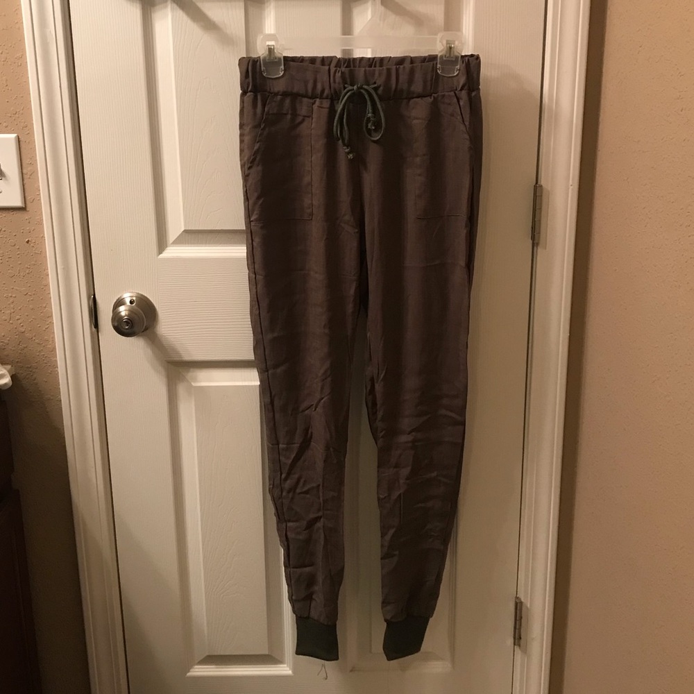 Pacifica joggers